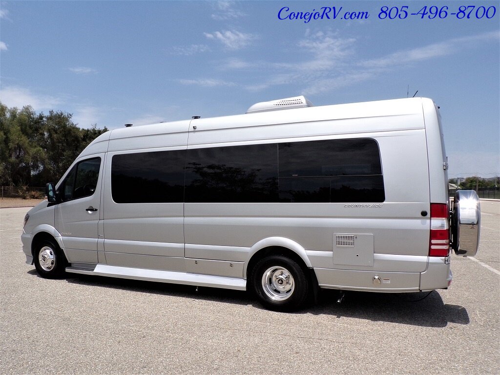 2016 Chinook Countryside C24FB Mercedes Turbo Diesel Rear Lounge 6K Miles!   - Photo 2 - Thousand Oaks, CA 91360