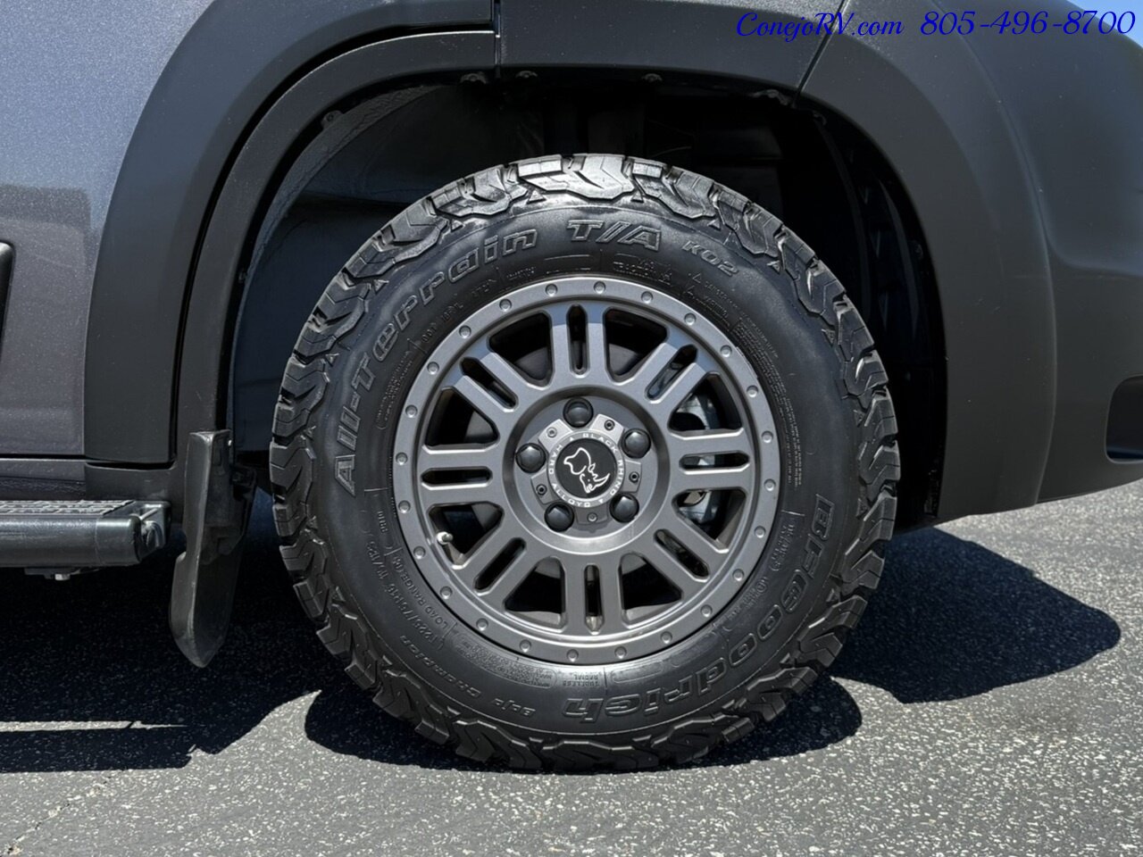 2023 Winnebago ROAM 59RX  Accessibility Power Lift Power Lounge Full Galley - Photo 38 - Thousand Oaks, CA 91360