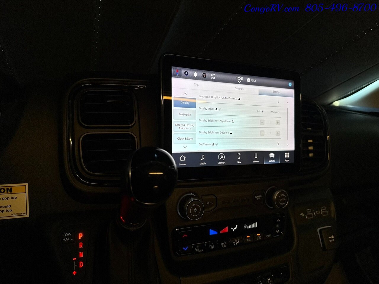 2023 Winnebago ROAM 59RX  Accessibility Power Lift Power Lounge Full Galley - Photo 37 - Thousand Oaks, CA 91360