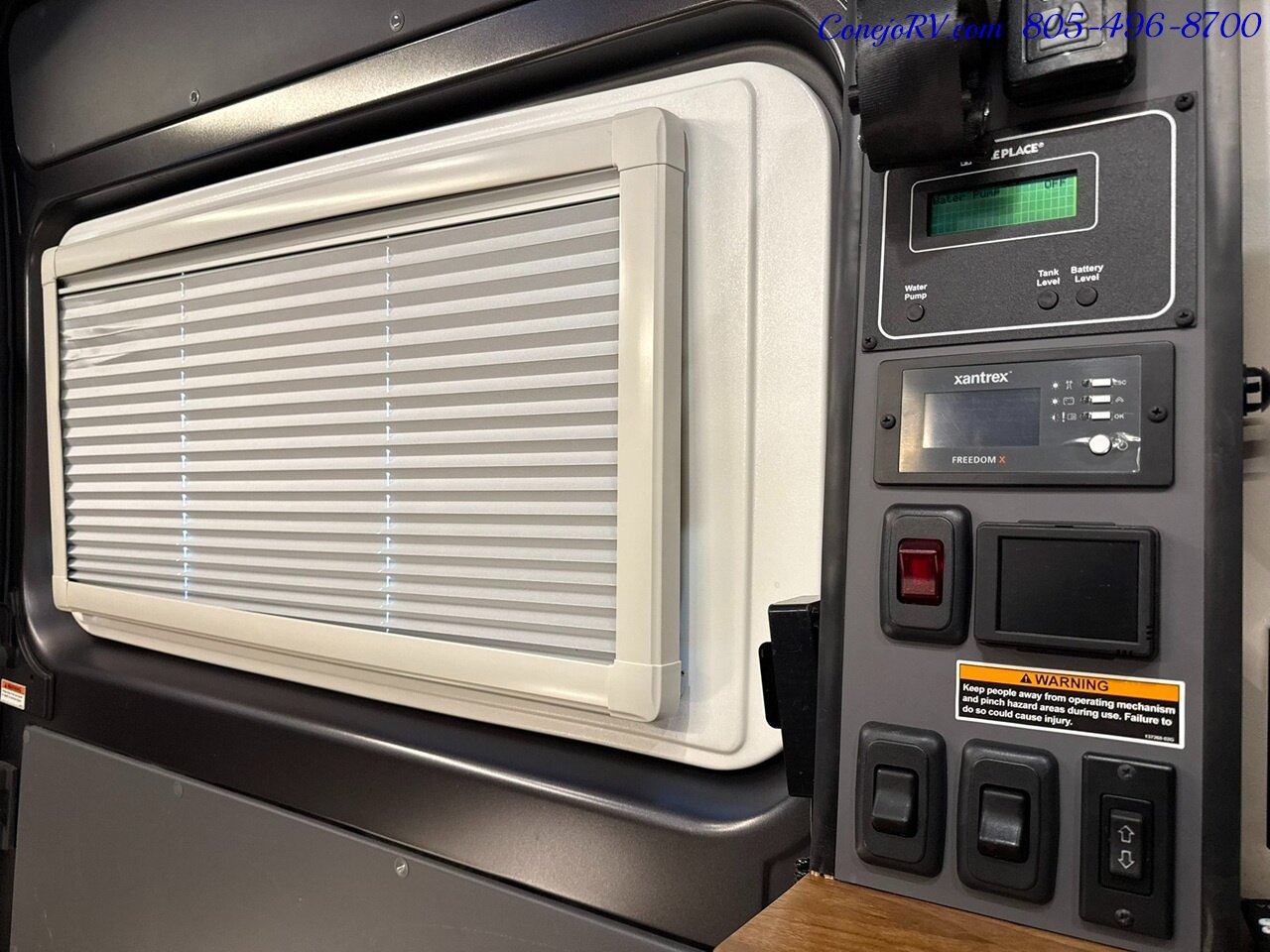 2023 Winnebago ROAM 59RX  Accessibility Power Lift Power Lounge Full Galley - Photo 17 - Thousand Oaks, CA 91360