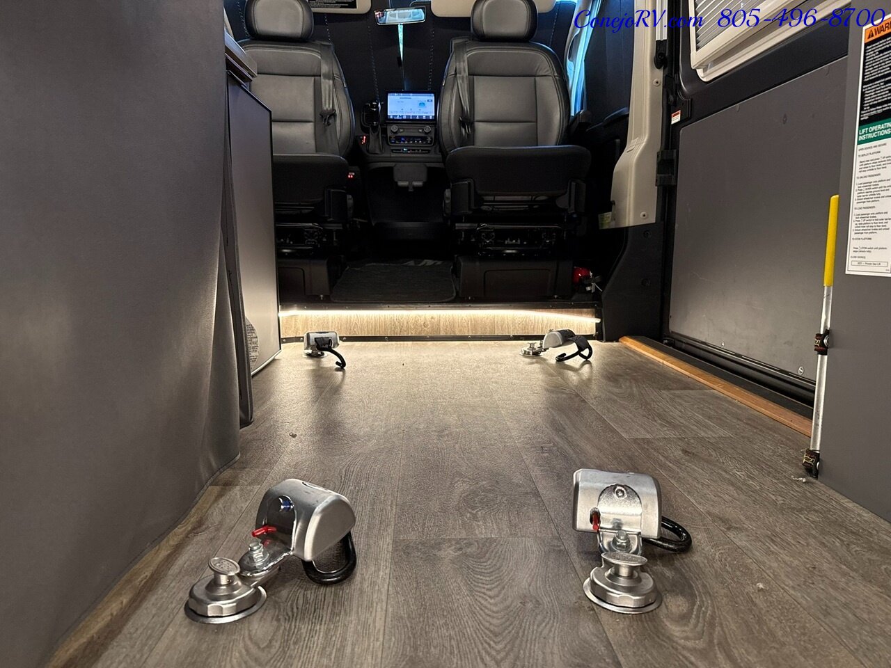 2023 Winnebago ROAM 59RX  Accessibility Power Lift Power Lounge Full Galley - Photo 26 - Thousand Oaks, CA 91360