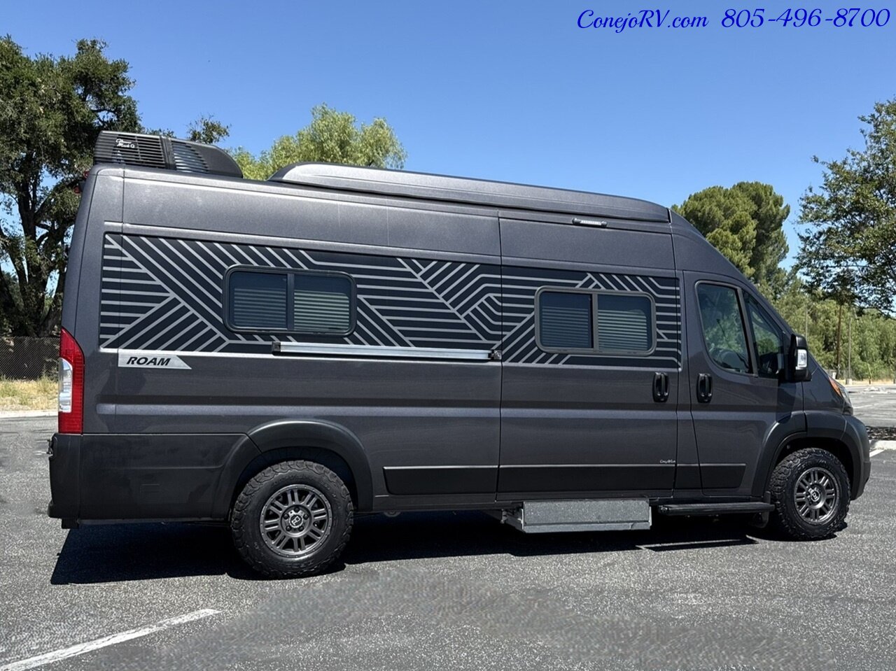 2023 Winnebago ROAM 59RX  Accessibility Power Lift Power Lounge Full Galley - Photo 4 - Thousand Oaks, CA 91360