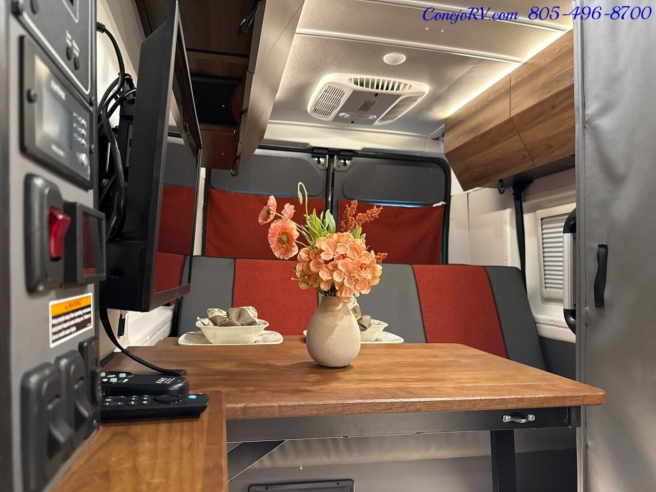 2023 Winnebago ROAM 59RX  Accessibility Power Lift Power Lounge Full Galley - Photo 15 - Thousand Oaks, CA 91360