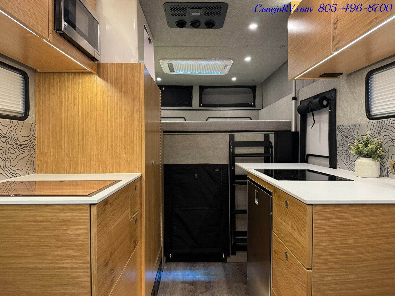 2025 Rossmonster Baja Trail Ford F350 4X4 Lariat 6.7L Power Stroke Turbo Diesel Actuating Hard Top - Photo 27 - Thousand Oaks, CA 91360