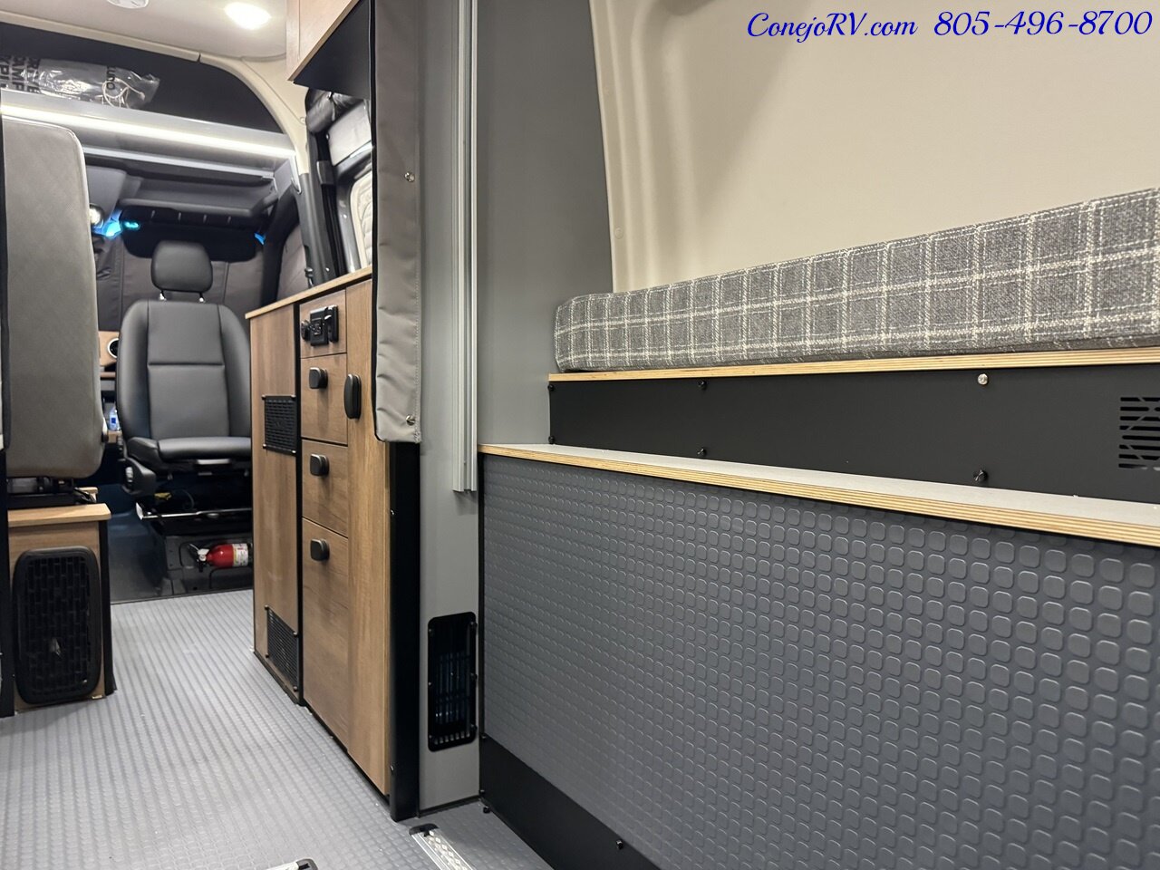 2025 Winnebago Revel 44E AWD Sprinter Mercedes Turbo Diesel, 16.8KWH  Lithionics System **CALL FOR PRICE** - Photo 31 - Thousand Oaks, CA 91360