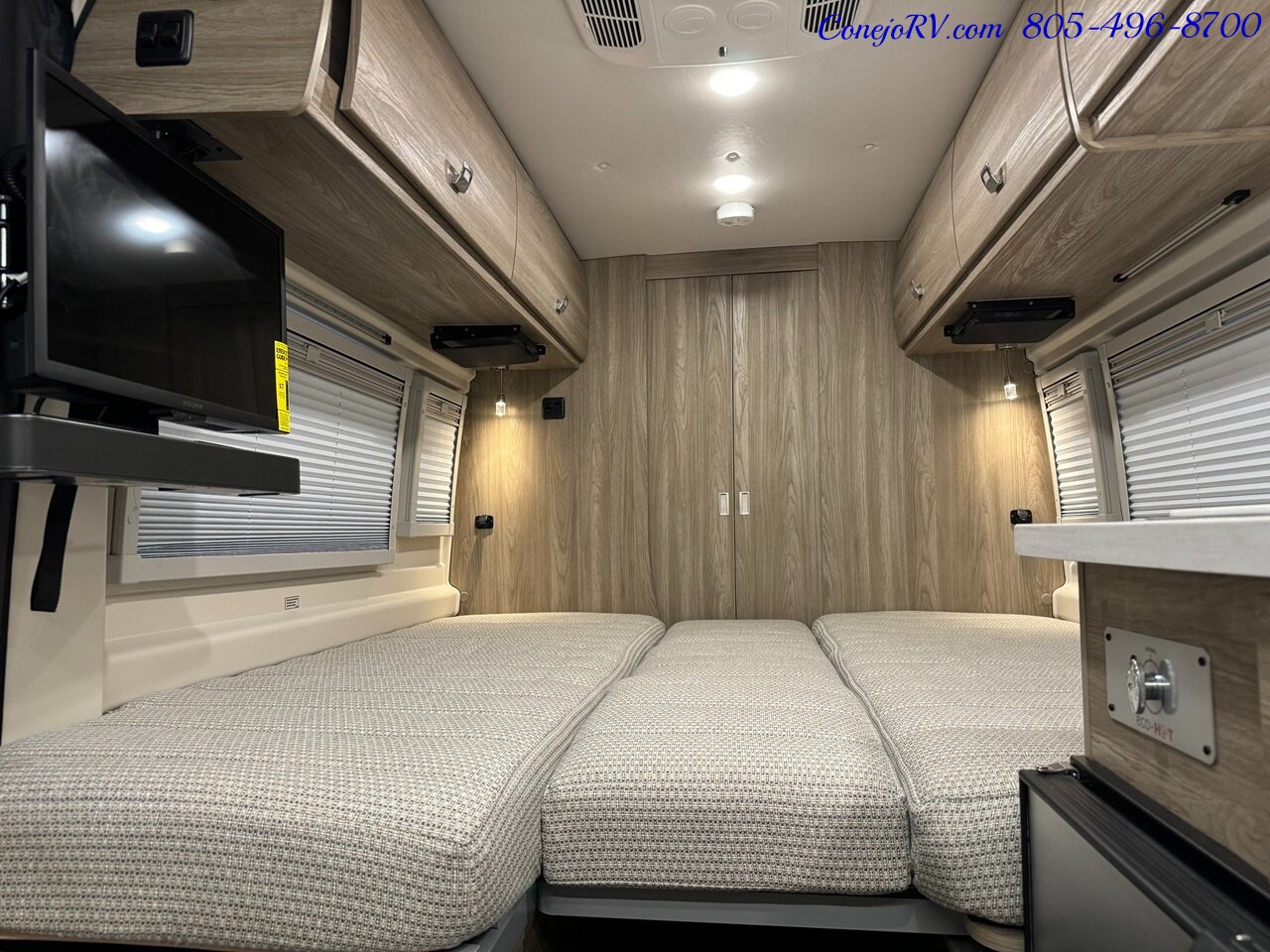 2024 Winnebago Travato 59K Touring Coach 2.8KW Onan Generator   - Photo 23 - Thousand Oaks, CA 91360