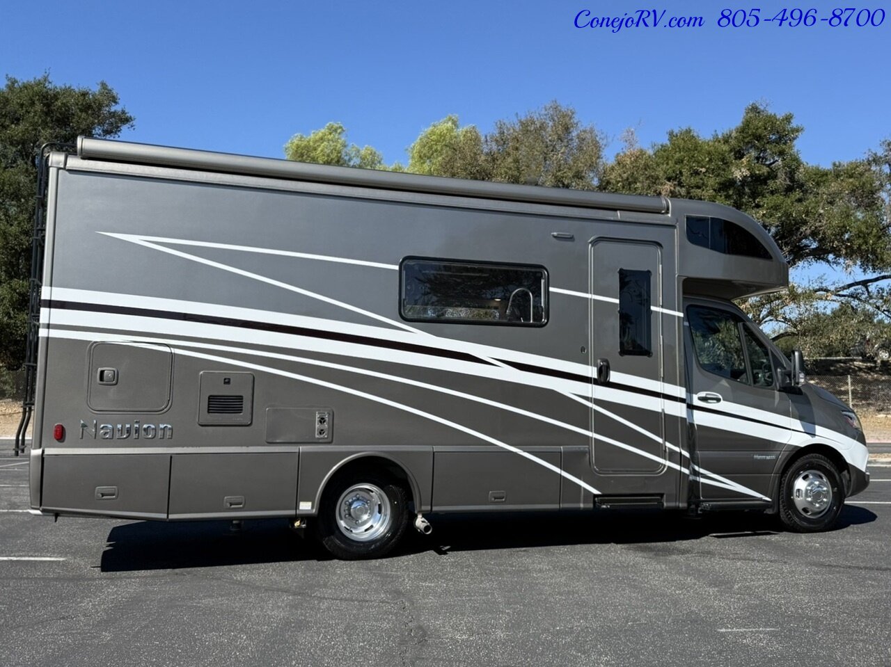 2024 Winnebago Navion 24D Full Wall Slide-Out Mercedes Turbo Diesel Full  Body Paint 4K Miles - Photo 4 - Thousand Oaks, CA 91360