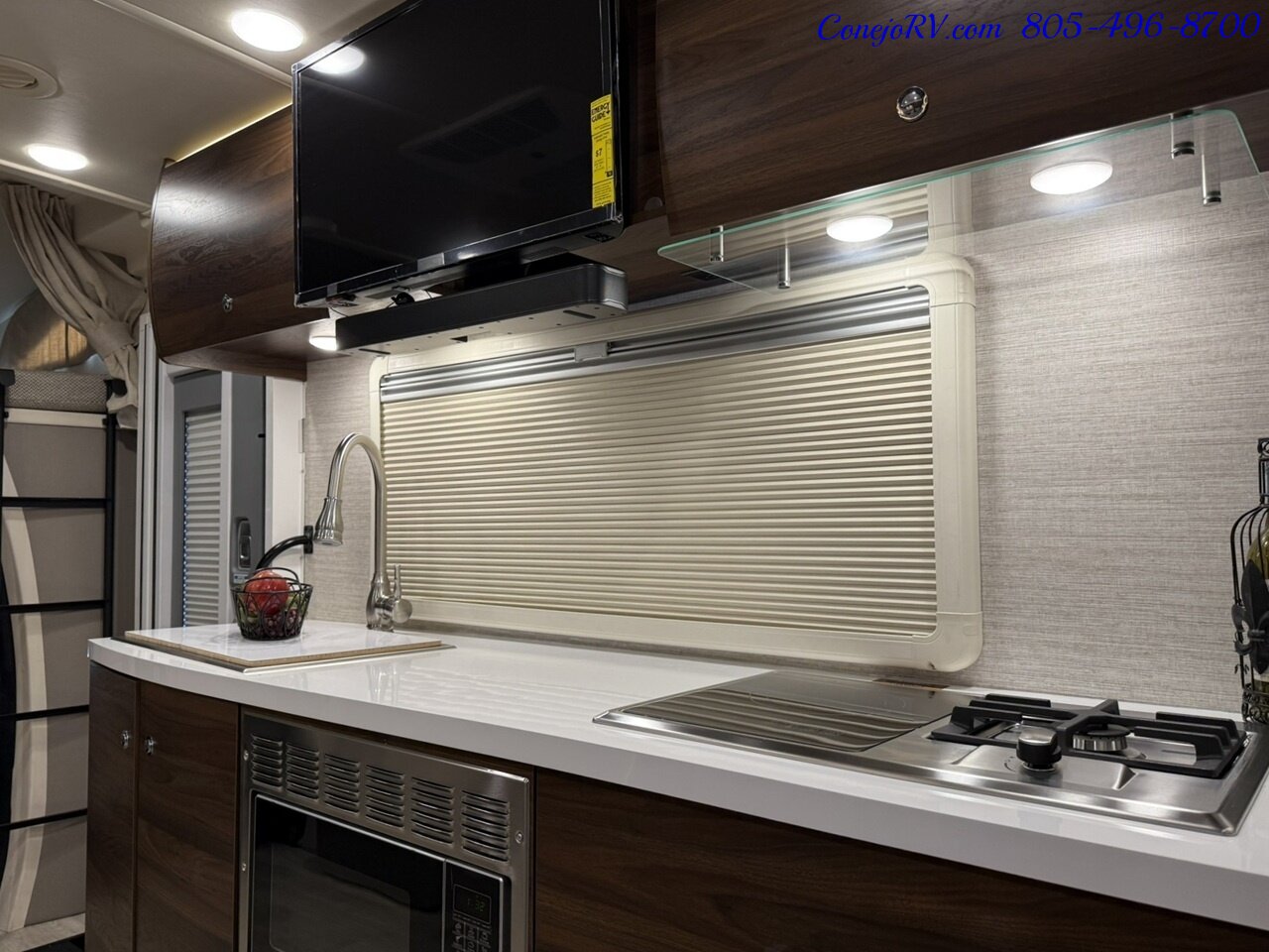 2024 Winnebago Navion 24D Full Wall Slide-Out Mercedes Turbo Diesel Full  Body Paint 4K Miles - Photo 17 - Thousand Oaks, CA 91360