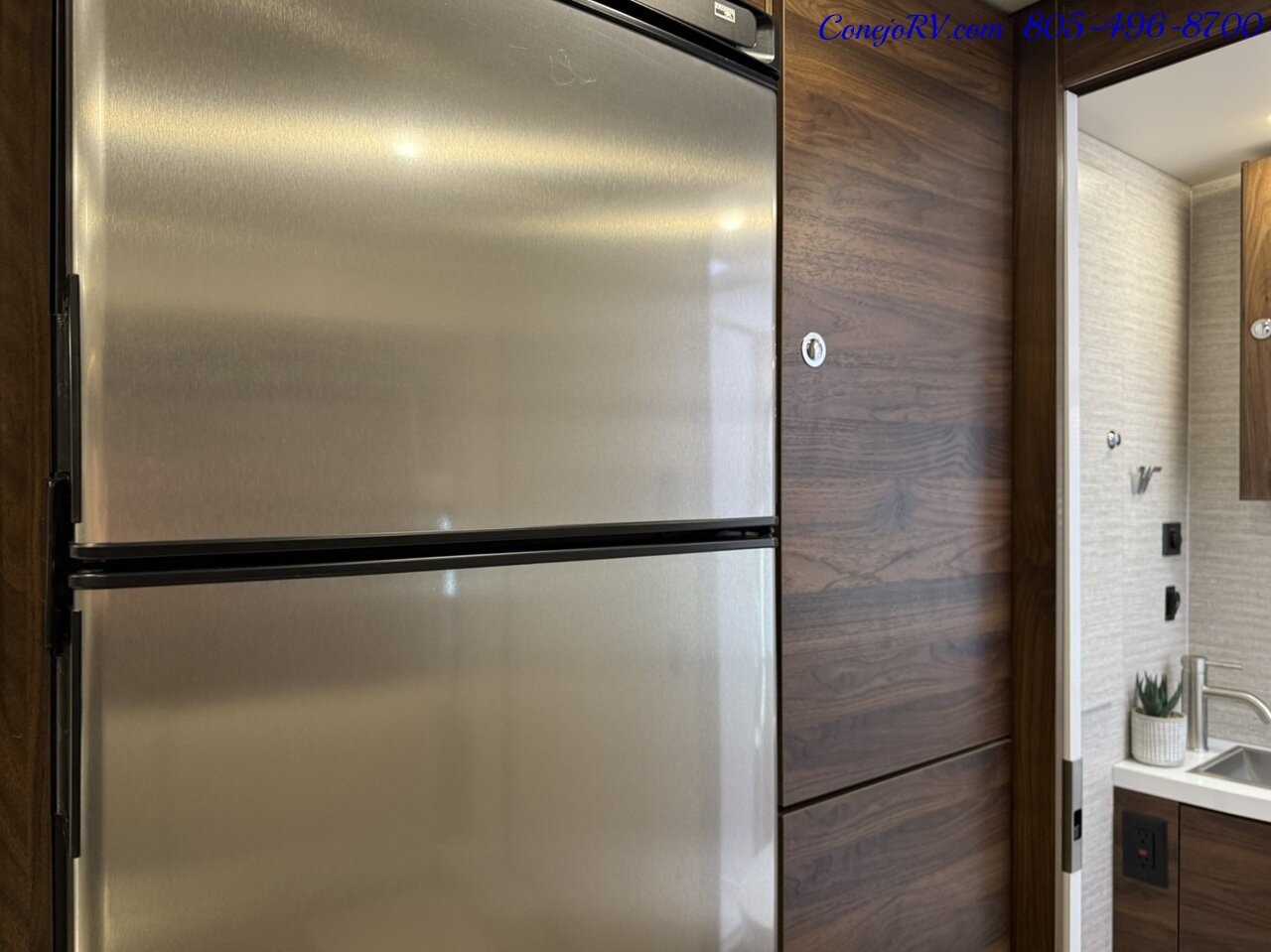 2024 Winnebago Navion 24D Full Wall Slide-Out Mercedes Turbo Diesel Full  Body Paint 4K Miles - Photo 15 - Thousand Oaks, CA 91360