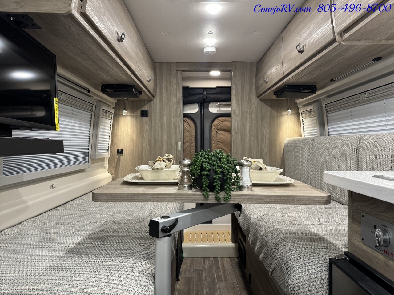 2024 Winnebago Travato 59K Touring Coach 2.8KW Onan Generator   - Photo 14 - Thousand Oaks, CA 91360