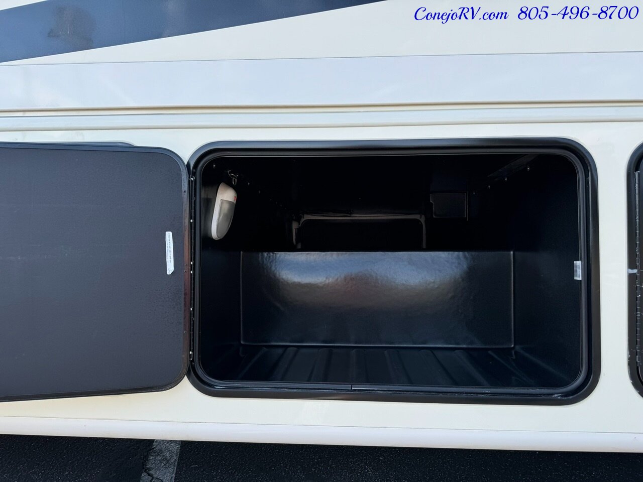 2015 Jayco Precept 31UL Triple Slide-Out 5.5kw Generator 16k Miles   - Photo 40 - Thousand Oaks, CA 91360