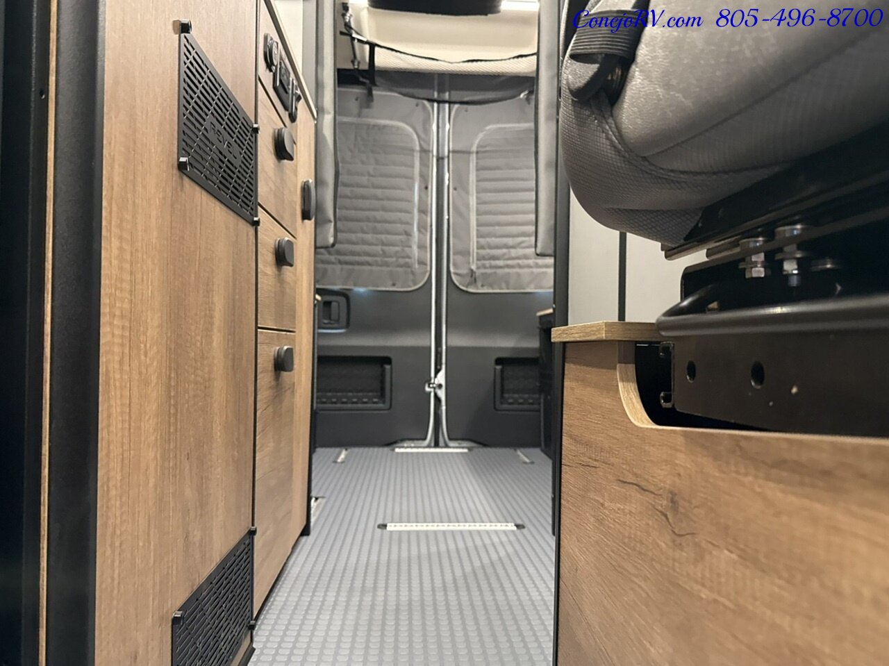 2027 Winnebago Revel 44E AWD Sprinter Mercedes Turbo Diesel 8.4KWH Lithionics System - Photo 13 - Thousand Oaks, CA 91360