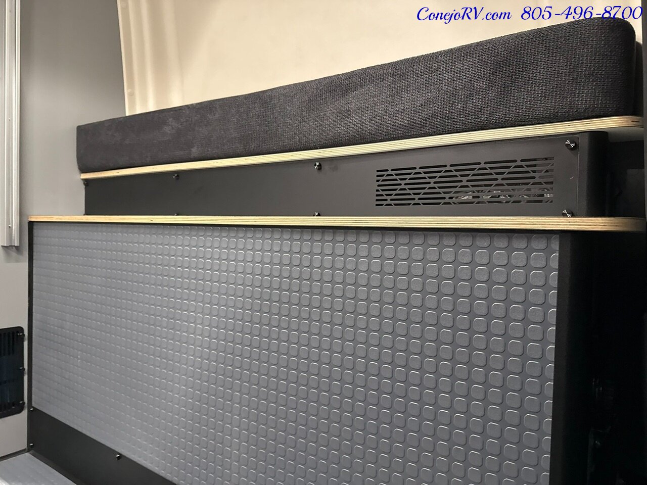2027 Winnebago Revel 44E AWD Sprinter Mercedes Turbo Diesel 8.4KWH Lithionics System - Photo 26 - Thousand Oaks, CA 91360