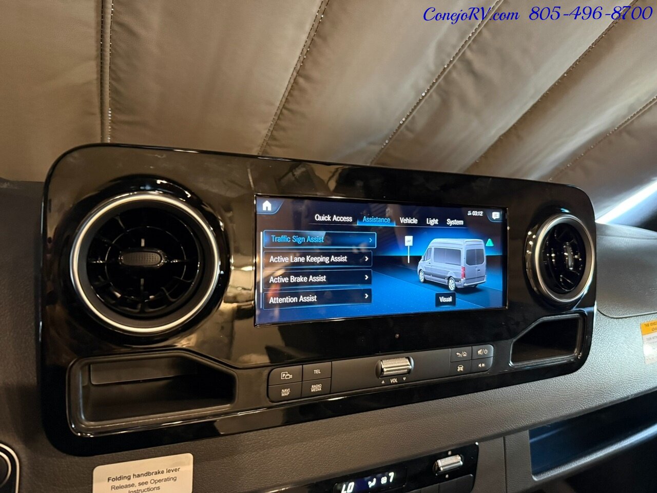 2025 Winnebago Ekko 23B Mercedes AWD 5k Miles - Photo 37 - Thousand Oaks, CA 91360