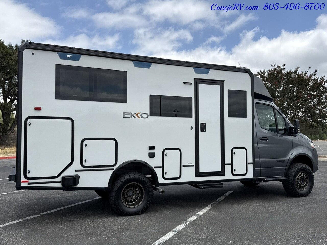 2025 Winnebago Ekko 23B Mercedes AWD 5k Miles - Photo 4 - Thousand Oaks, CA 91360