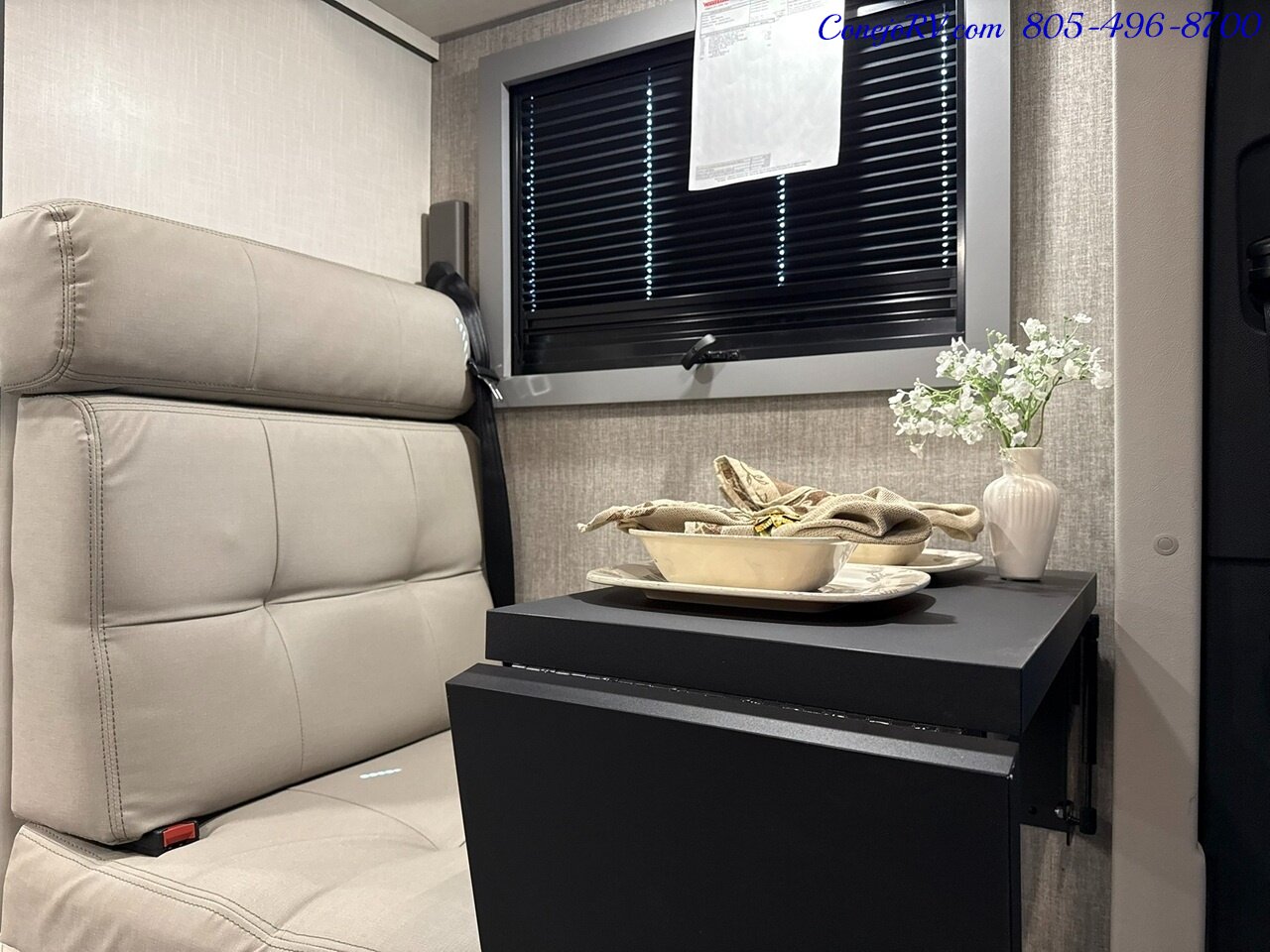 2025 Winnebago Ekko 23B Mercedes AWD 5k Miles - Photo 8 - Thousand Oaks, CA 91360