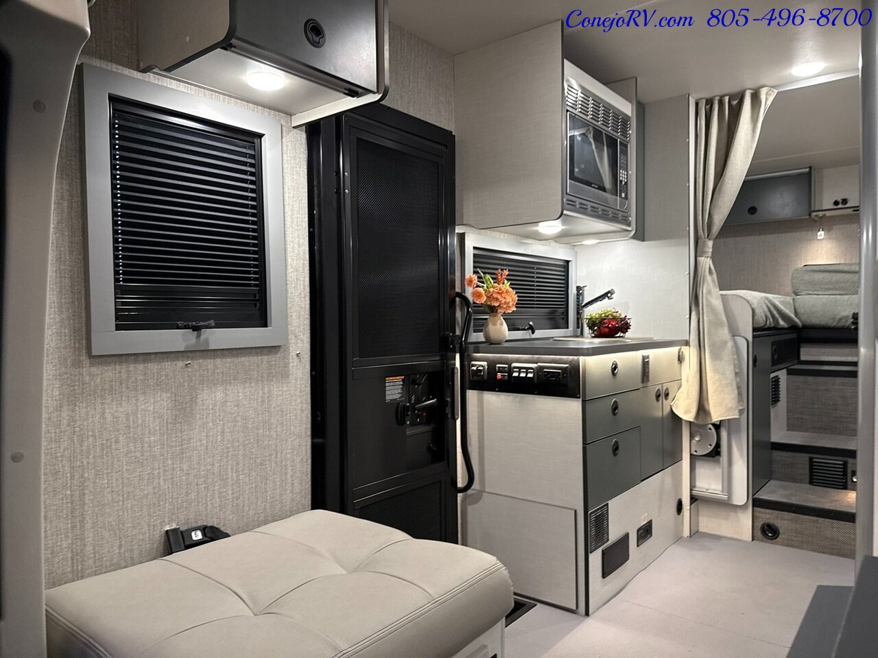 2025 Winnebago Ekko 23B Mercedes AWD 5k Miles - Photo 7 - Thousand Oaks, CA 91360