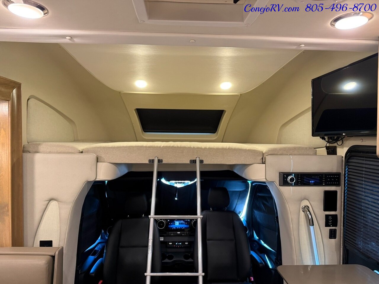 2020 Tiffin Wayfarer 25RW Murphy Bed Full Wall Slide-Out Mercedes Turbo  Diesel Full Body Paint 27K Miles - Photo 28 - Thousand Oaks, CA 91360