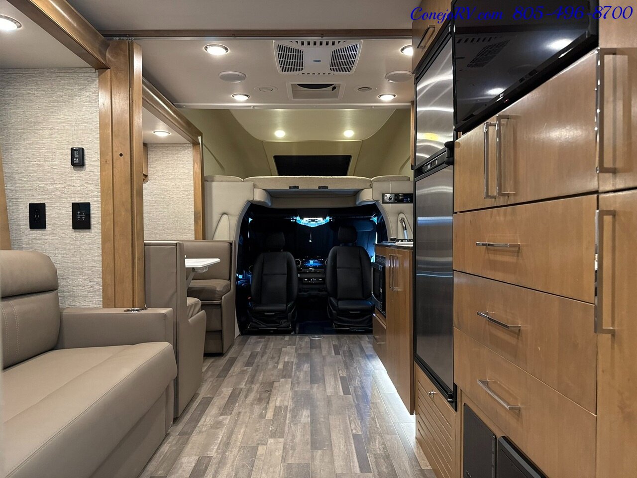 2020 Tiffin Wayfarer 25RW Murphy Bed Full Wall Slide-Out Mercedes Turbo  Diesel Full Body Paint 27K Miles - Photo 24 - Thousand Oaks, CA 91360