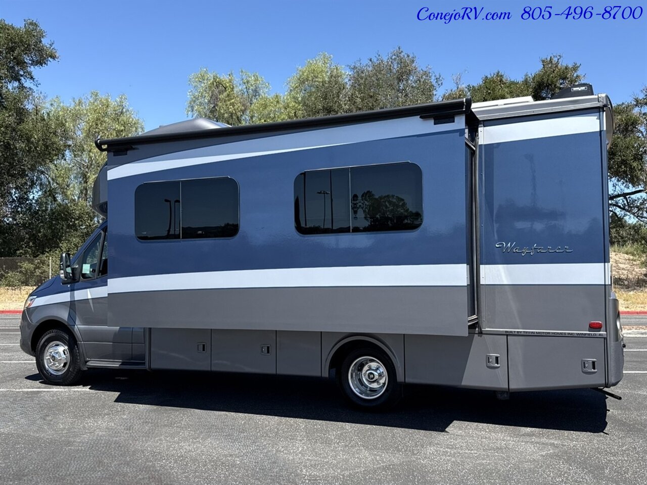 2020 Tiffin Wayfarer 25RW Murphy Bed Full Wall Slide-Out Mercedes Turbo  Diesel Full Body Paint 27K Miles - Photo 2 - Thousand Oaks, CA 91360