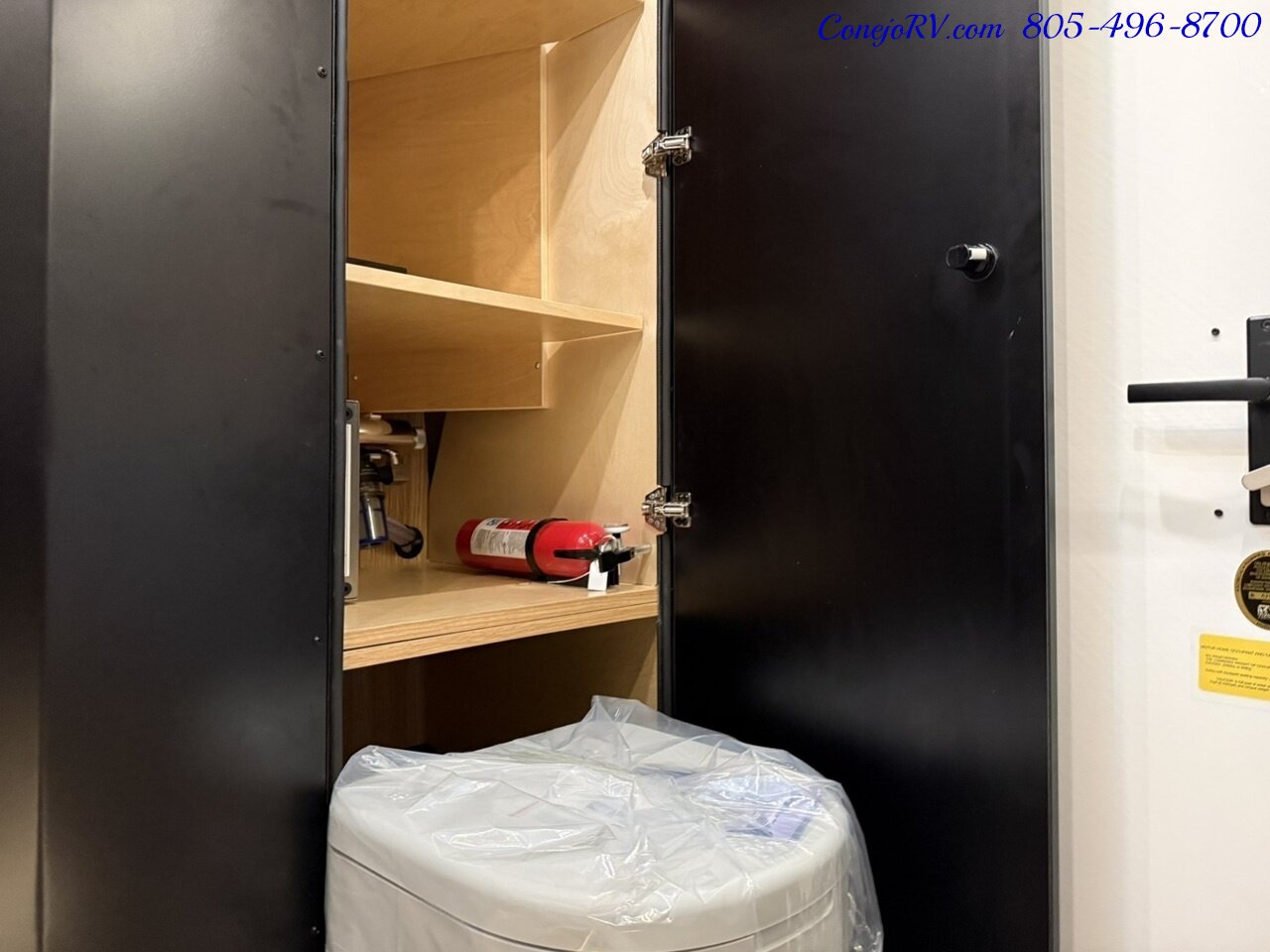2027 Rossmonster Loft Loft AWD Mercedes Sprinter 144 3500 Chassis  1K AH Lithium System Rear Lounge Power Lift Bed - Photo 16 - Thousand Oaks, CA 91360