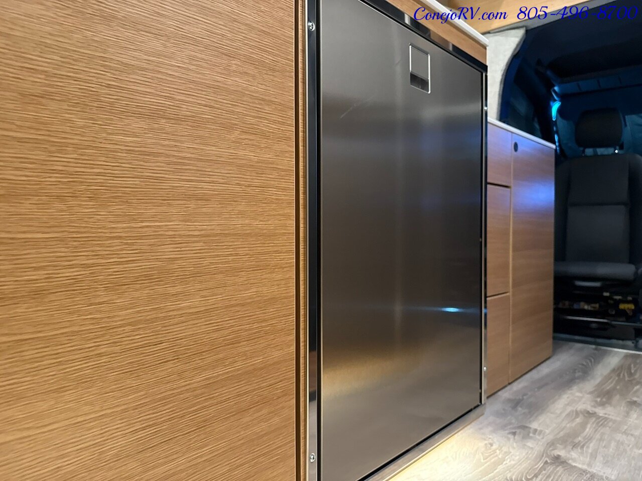 2027 Rossmonster Loft Loft AWD Mercedes Sprinter 144 3500 Chassis  1K AH Lithium System Rear Lounge Power Lift Bed - Photo 11 - Thousand Oaks, CA 91360