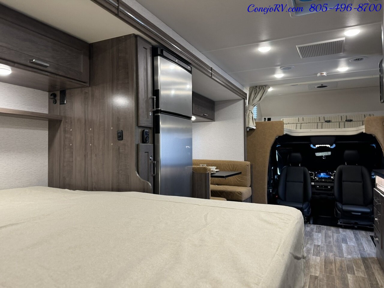 2025 Winnebago Porto 24P Full Wall Slide-Out Mercedes Turbo Diesel Full  Body Paint - Photo 25 - Thousand Oaks, CA 91360