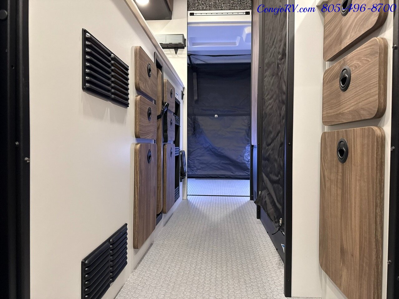 2026 Tiffin GH2 AWD Sprinter Mercedes 2500 EXT AWD  Turbo Diesel 540AH Battle Born Lithium Ion Kit - Photo 12 - Thousand Oaks, CA 91360