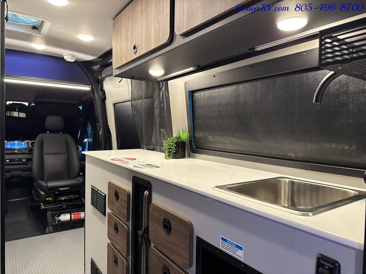 2026 Tiffin GH2 AWD Sprinter Mercedes 2500 EXT AWD  Turbo Diesel 540AH Battle Born Lithium Ion Kit - Photo 27 - Thousand Oaks, CA 91360