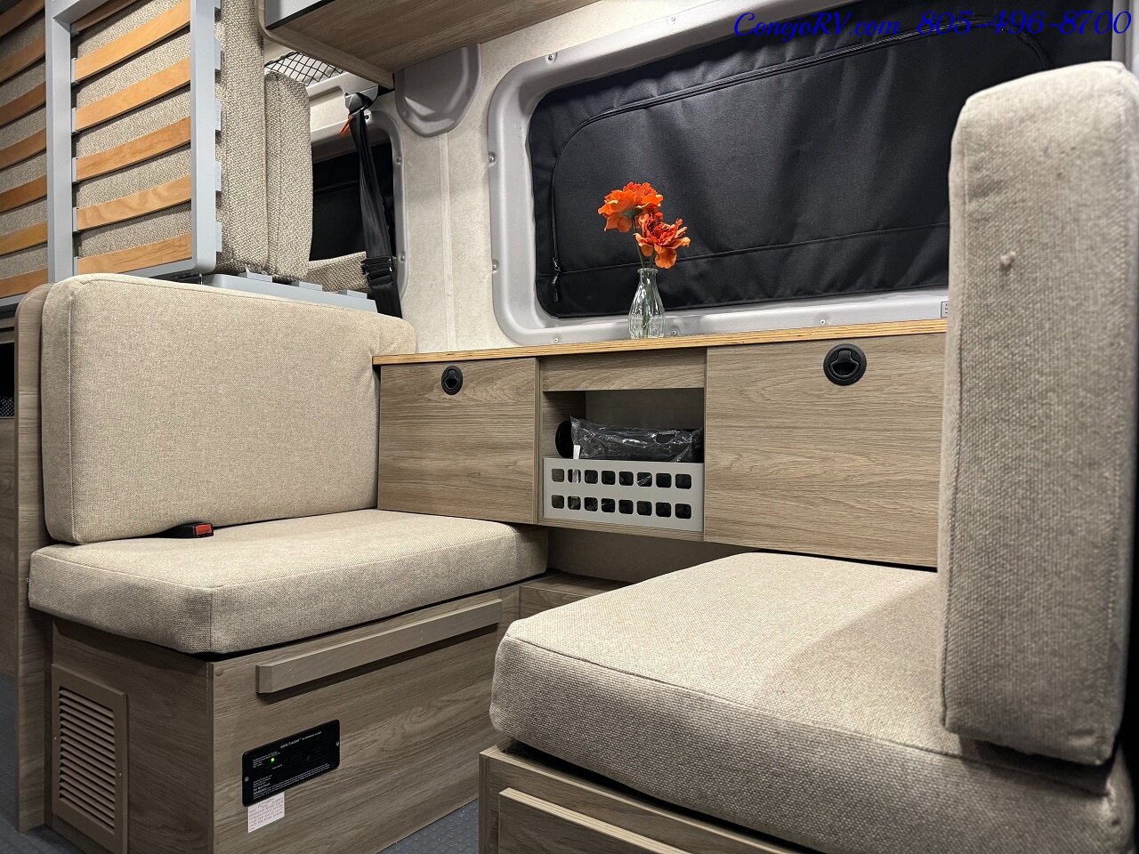 2024 Winnebago Solis Pocket 36A Murphy Bed Full Galley   - Photo 26 - Thousand Oaks, CA 91360