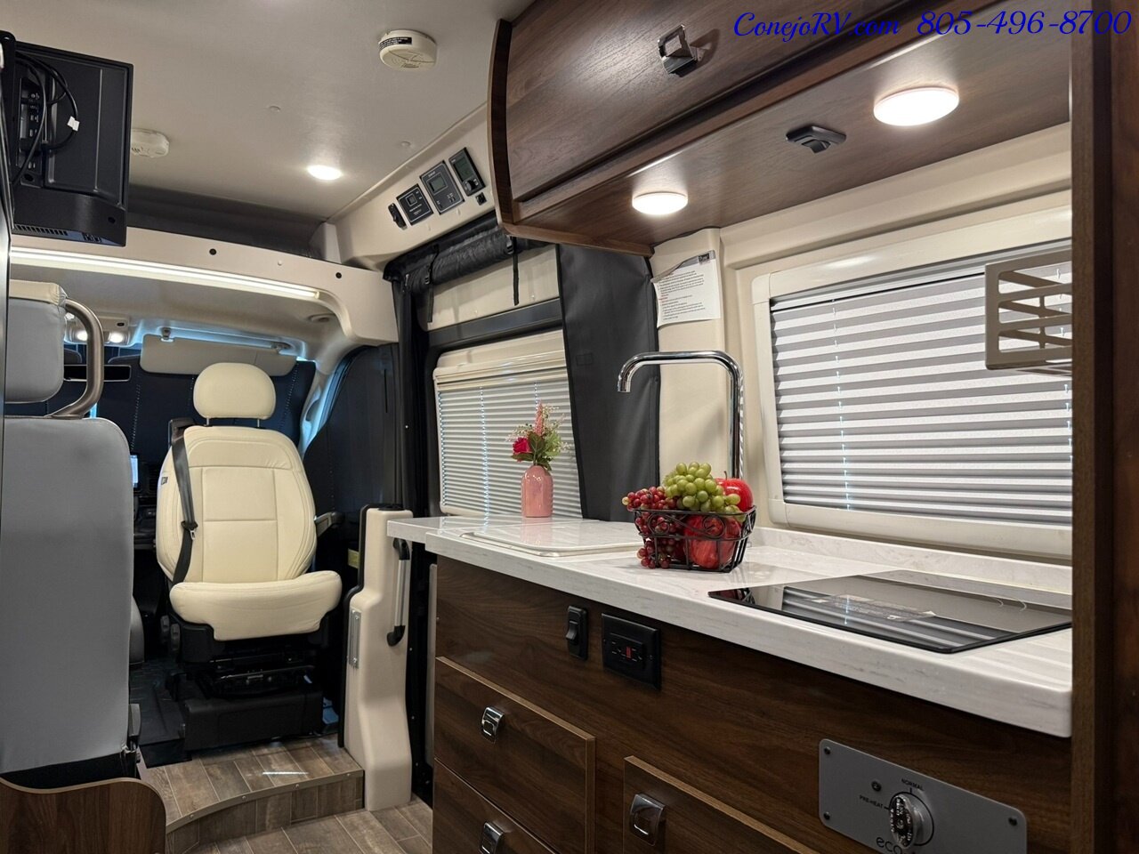 2024 Winnebago Travato 59GL Touring Coach Pure Management System - Photo 23 - Thousand Oaks, CA 91360
