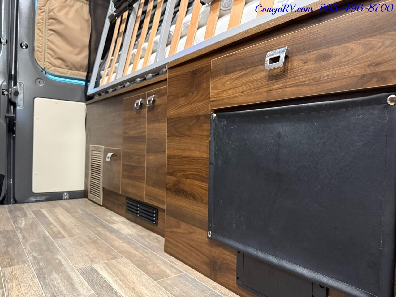 2024 Winnebago Travato 59GL Touring Coach Pure Management System - Photo 18 - Thousand Oaks, CA 91360