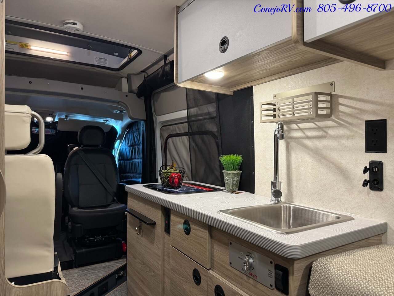 2024 Winnebago Solis 59P NPF Limited Edition Exclusive Features Murphy Bed Pop  Top - Photo 27 - Thousand Oaks, CA 91360