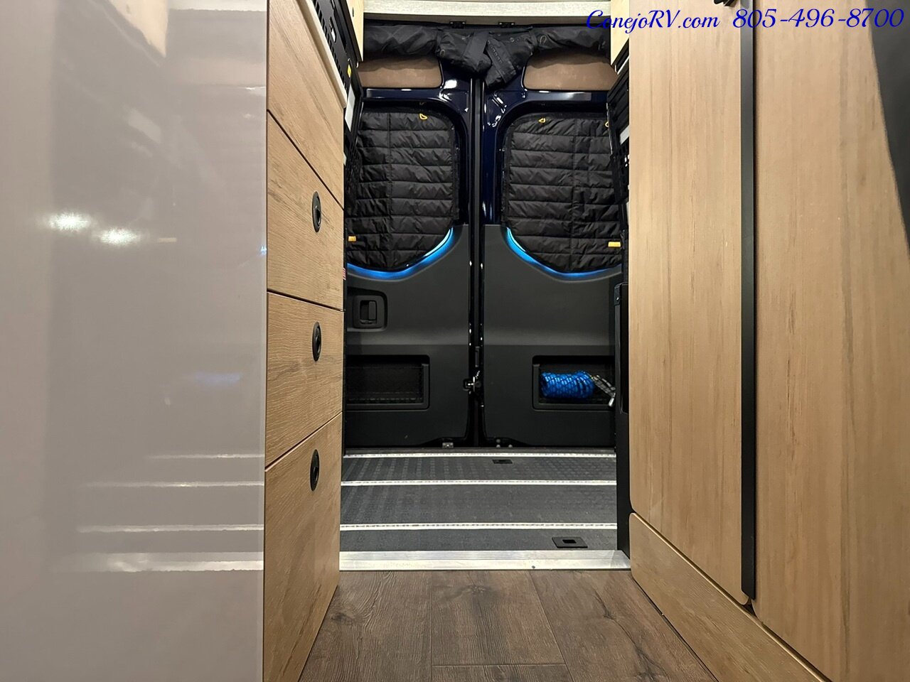 2026 Storyteller Overland Dark Mode XO AWD 16.8KW Lithonics Lithium System - Photo 13 - Thousand Oaks, CA 91360