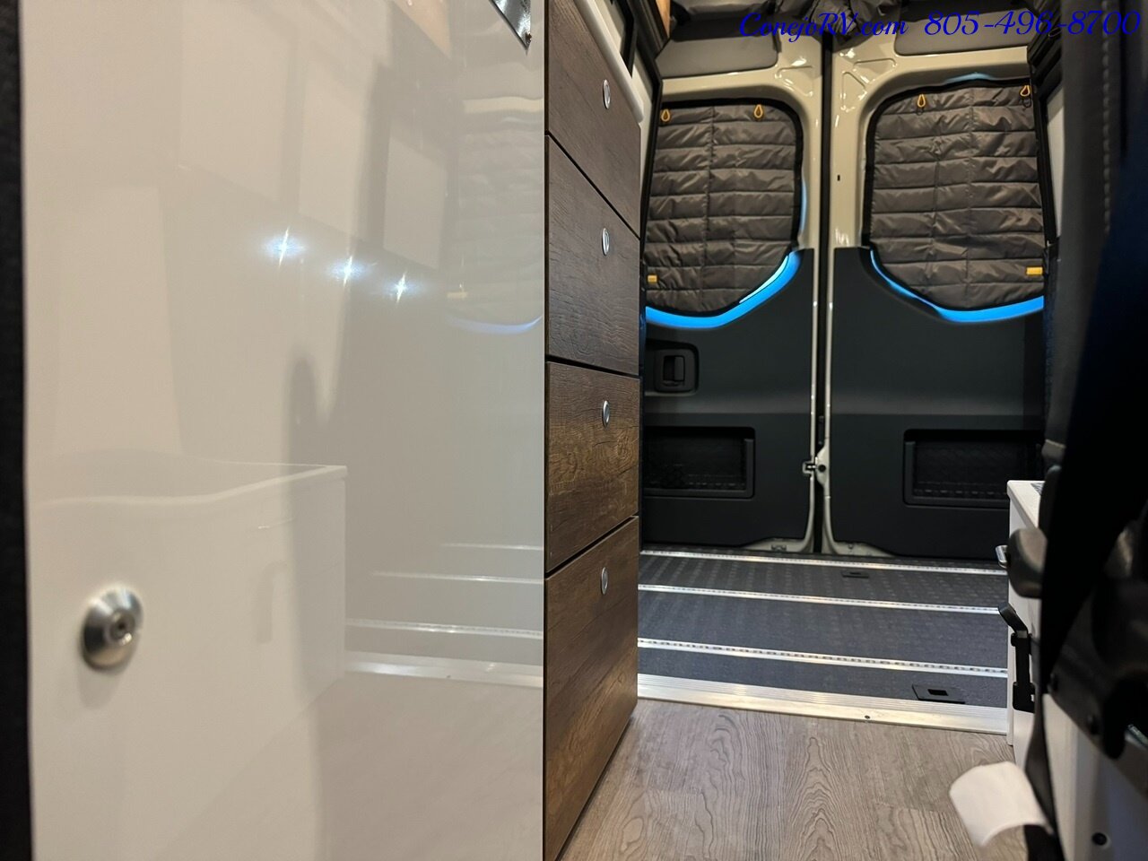 2024 Storyteller Overland Classic Mode OG AWD with Upgrades Lithionics Lithium System  Mercedes Sprinter Turbo Diesel - Photo 15 - Thousand Oaks, CA 91360