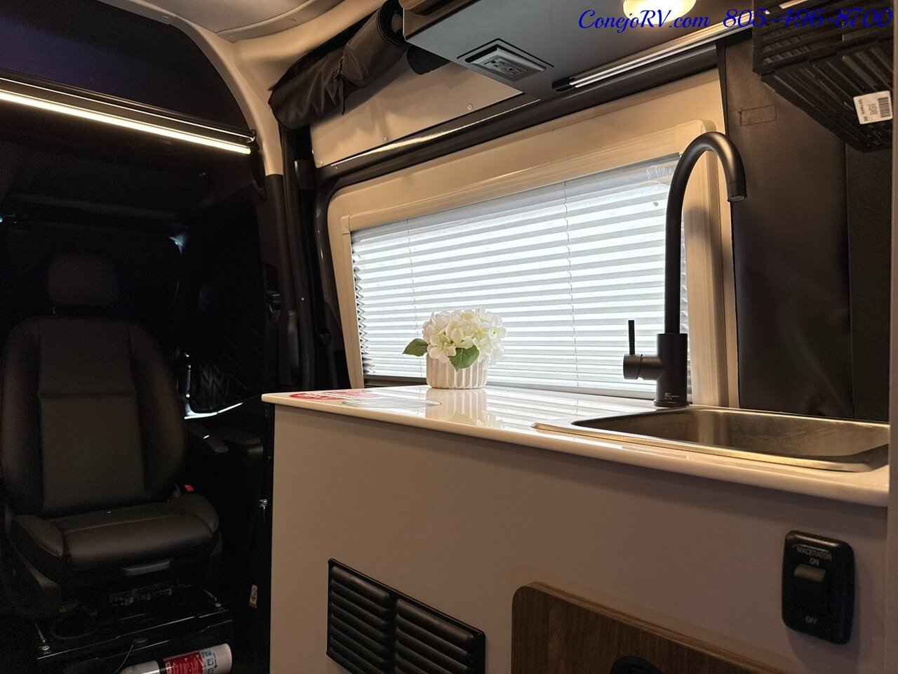 2026 Tiffin GH1 AWD Sprinter Mercedes Turbo Diesel Work Station  810AH Battle Born Lithium Ion Kit - Photo 16 - Thousand Oaks, CA 91360