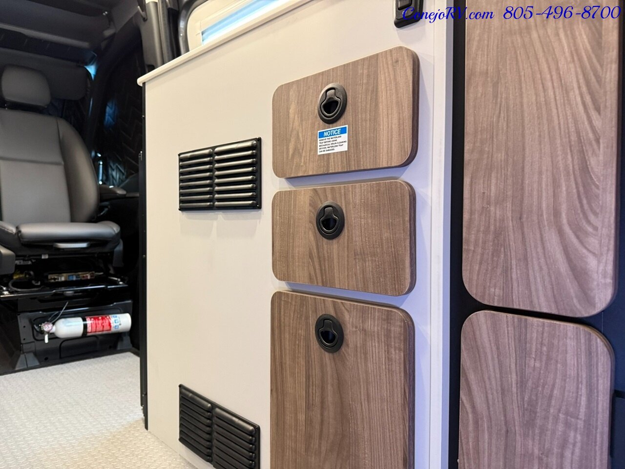 2026 Tiffin GH1 AWD Sprinter Mercedes Turbo Diesel Work Station  810AH Battle Born Lithium Ion Kit - Photo 15 - Thousand Oaks, CA 91360