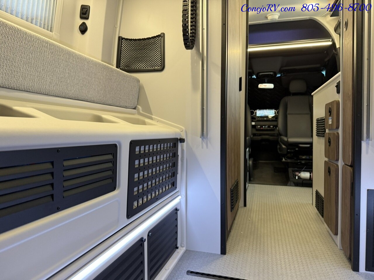 2026 Tiffin GH1 AWD Sprinter Mercedes Turbo Diesel Work Station  810AH Battle Born Lithium Ion Kit - Photo 31 - Thousand Oaks, CA 91360