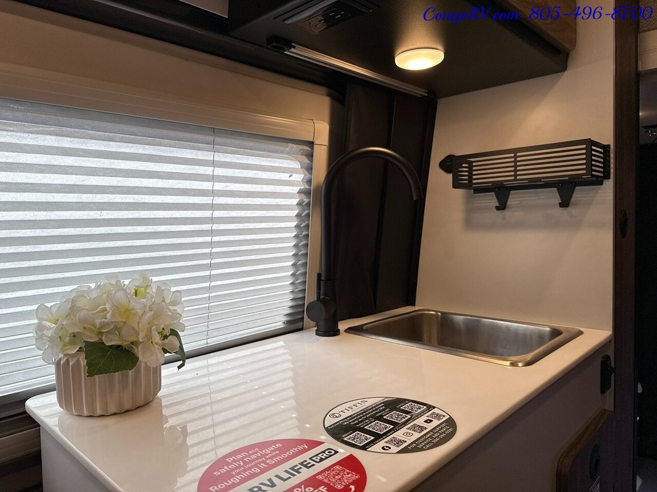 2026 Tiffin GH1 AWD Sprinter Mercedes Turbo Diesel Work Station  810AH Battle Born Lithium Ion Kit - Photo 14 - Thousand Oaks, CA 91360