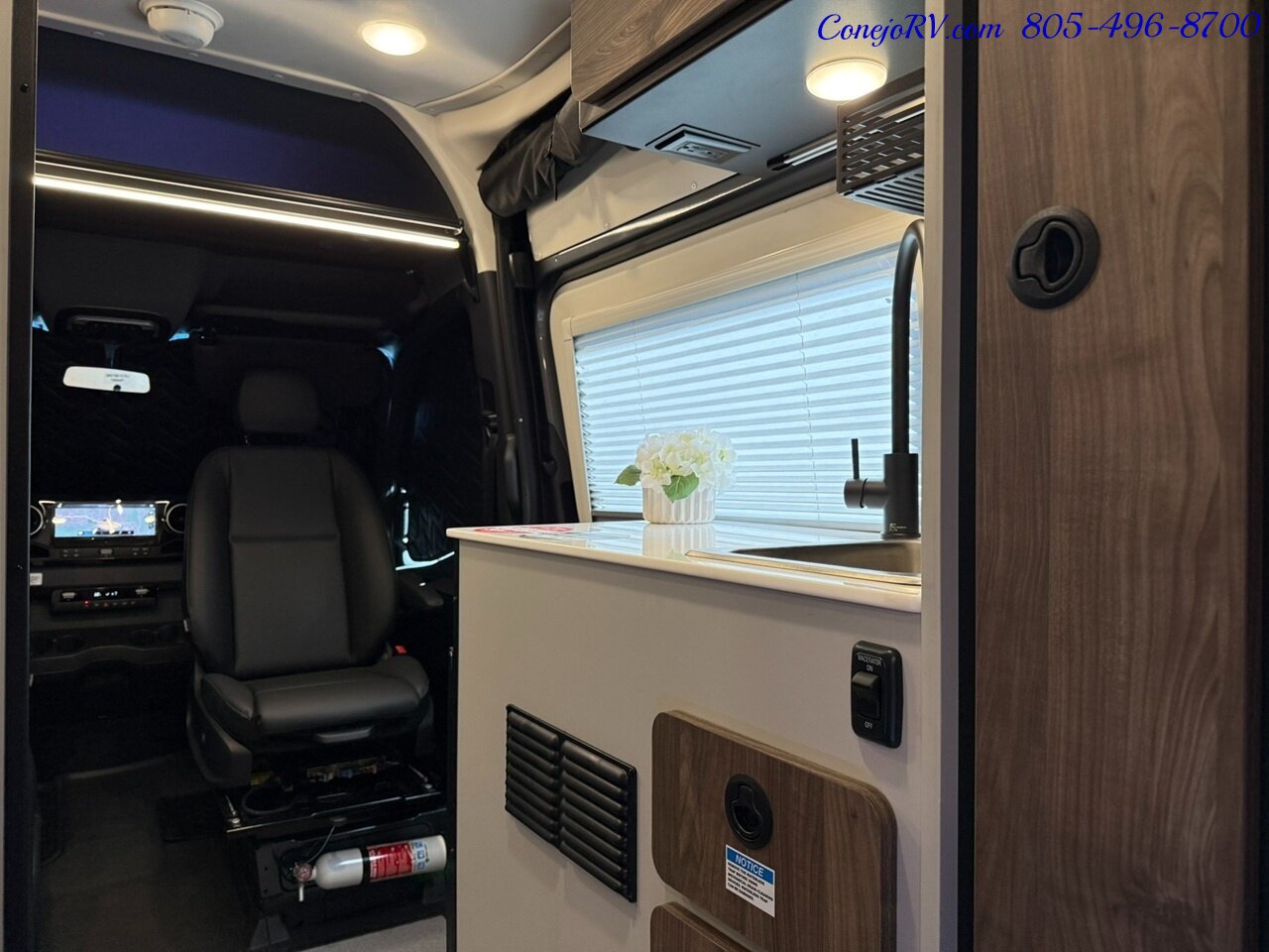 2026 Tiffin GH1 AWD Sprinter Mercedes Turbo Diesel Work Station  810AH Battle Born Lithium Ion Kit - Photo 32 - Thousand Oaks, CA 91360