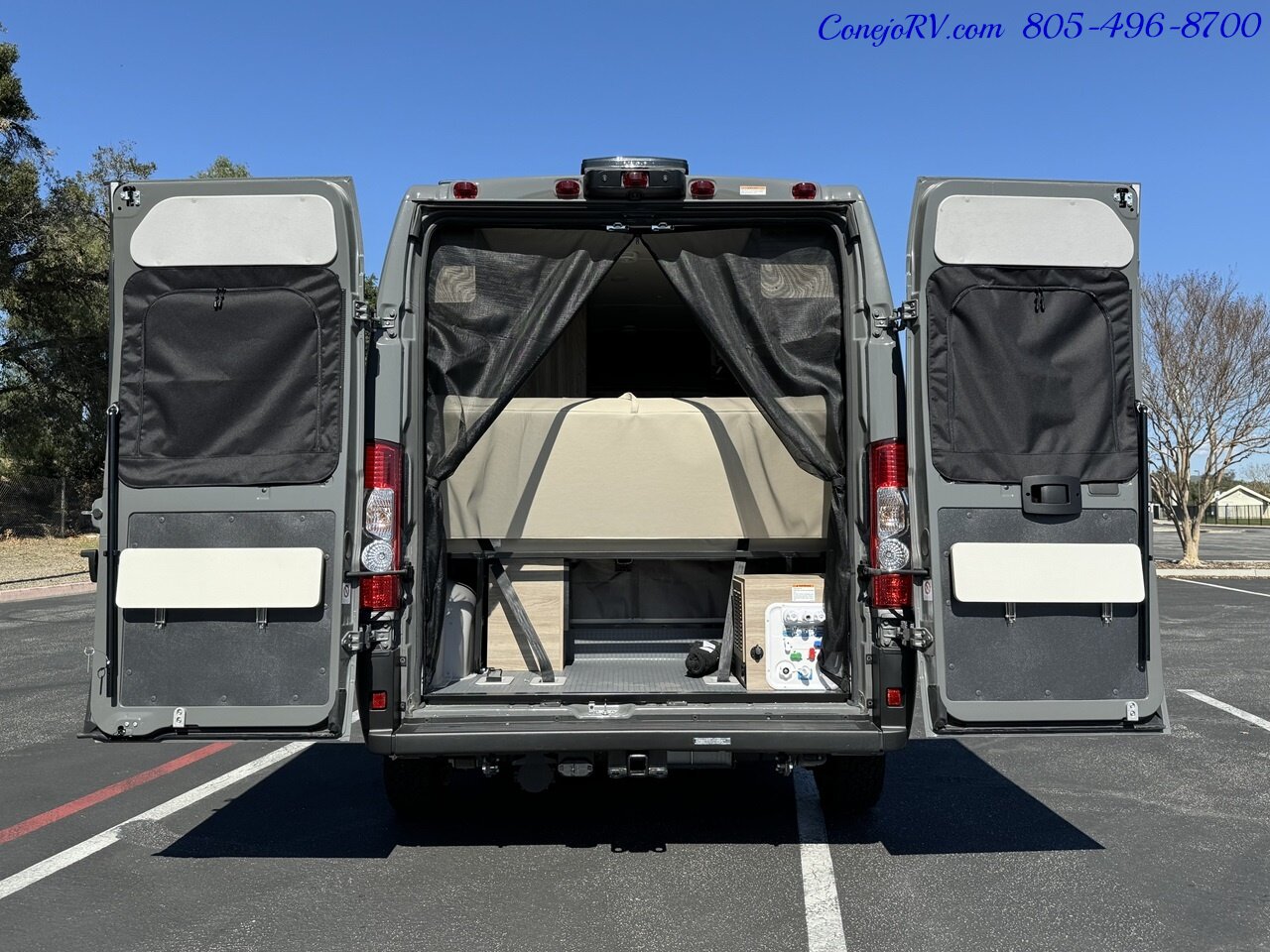 2024 Winnebago Solis 59P Pop Top Full Galley Rear Convertible Couch   - Photo 40 - Thousand Oaks, CA 91360