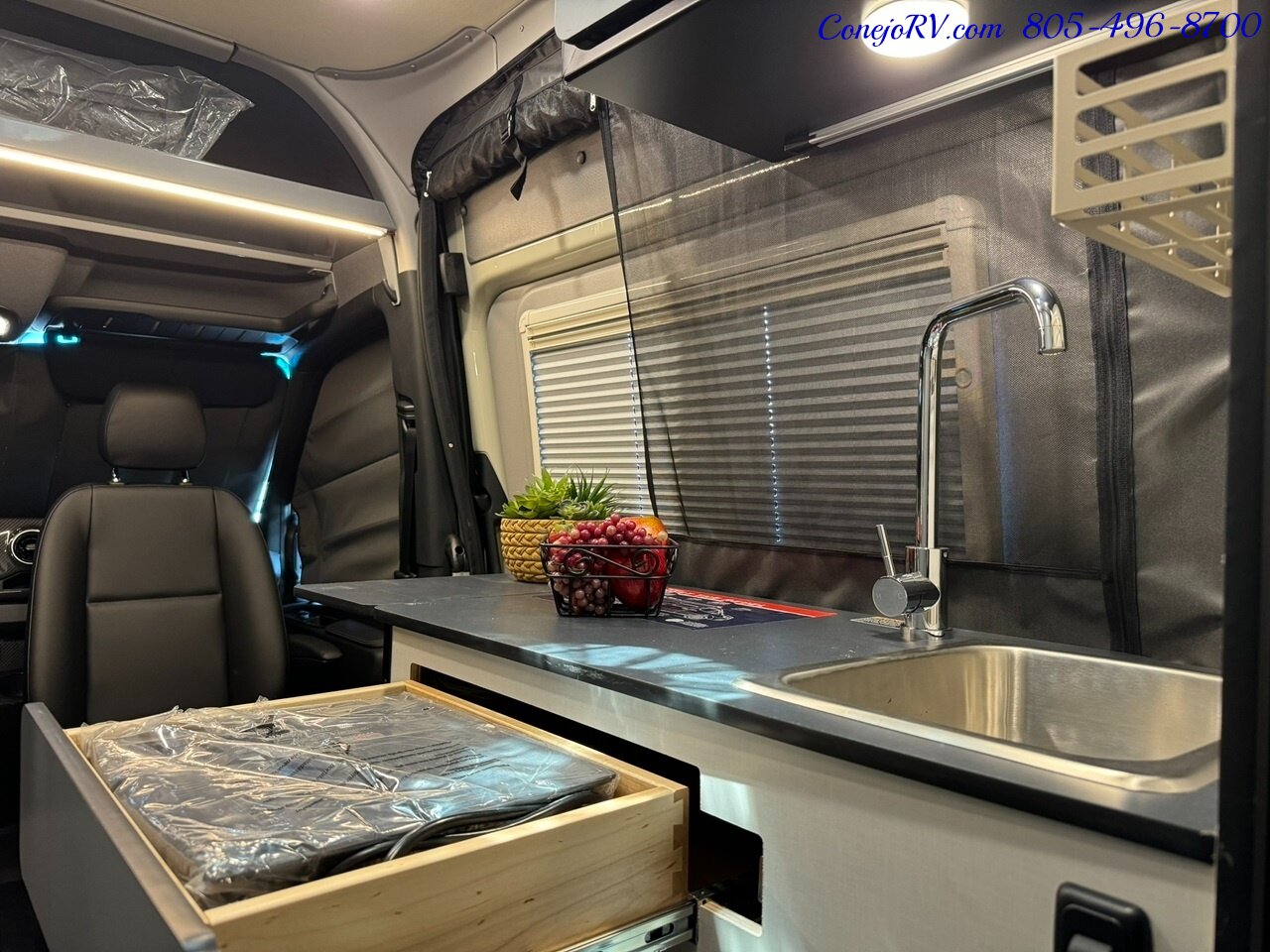 2024 Winnebago Revel 44E 4X4 Sprinter Mercedes Turbo Diesel, 320 AH Lithium  Custom Upgrades - Photo 15 - Thousand Oaks, CA 91360