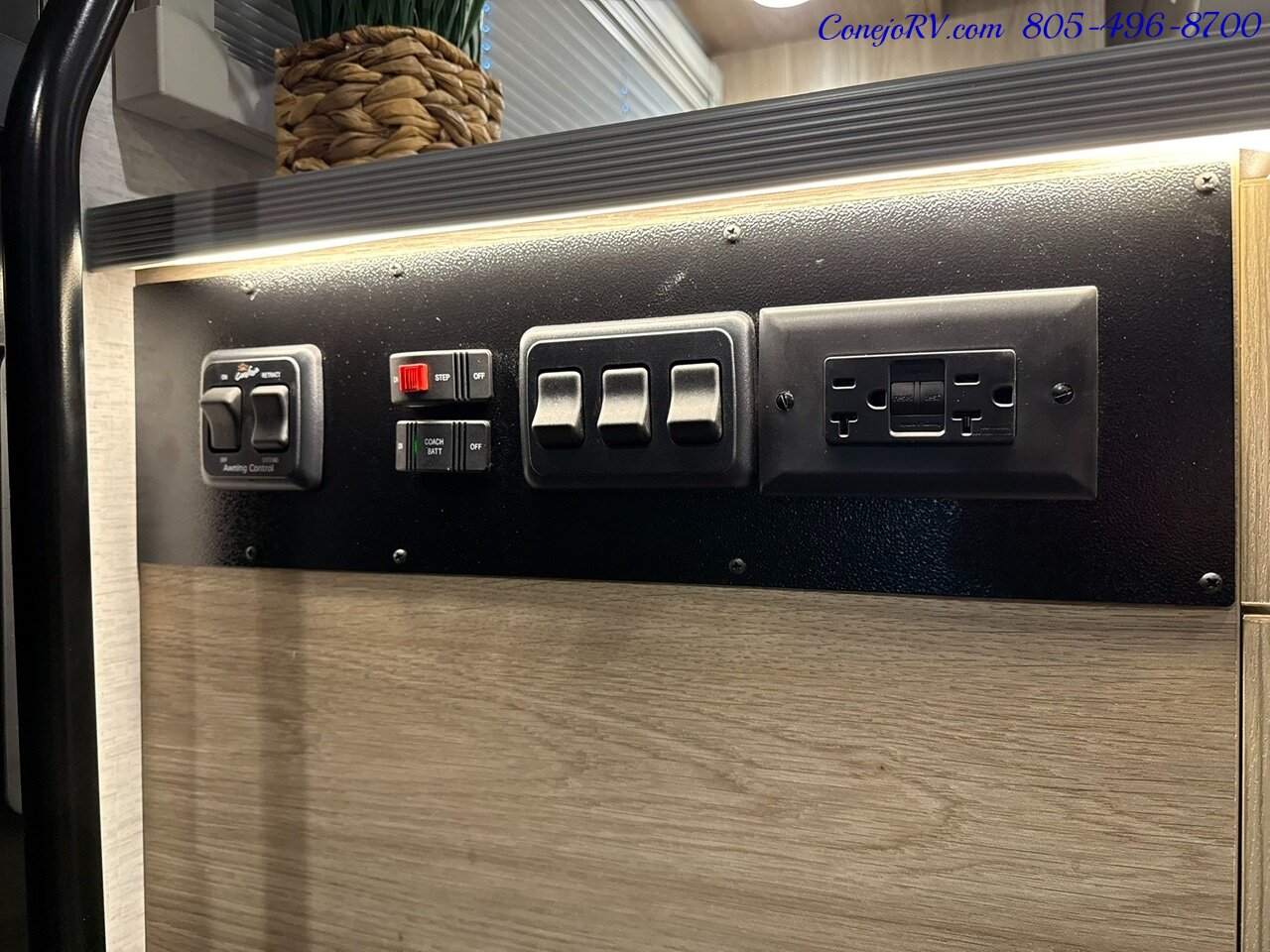 2026 Winnebago Ekko 23B Pop Top Mercedes Sprinter Lithium Power All Wheel  Drive - Photo 13 - Thousand Oaks, CA 91360