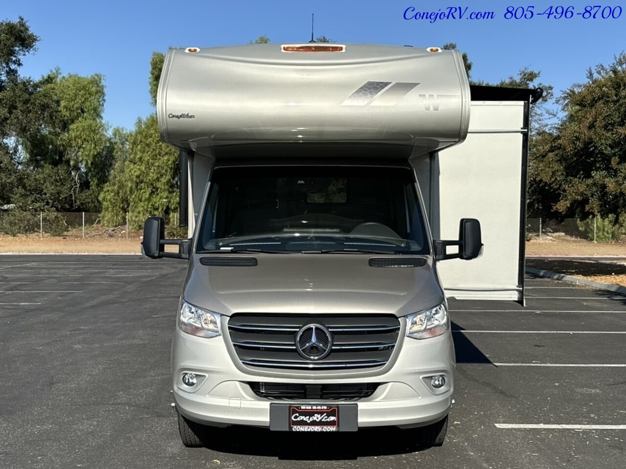 2025 Winnebago Porto 24P Full Wall Slide-Out Mercedes Turbo Diesel Full  Body Paint - Photo 46 - Thousand Oaks, CA 91360