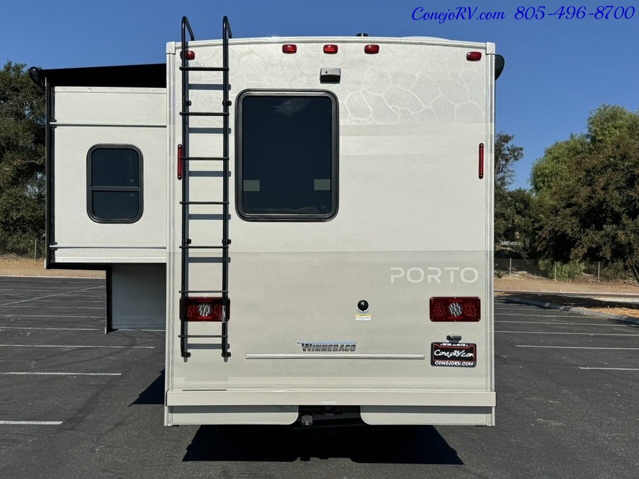 2025 Winnebago Porto 24P Full Wall Slide-Out Mercedes Turbo Diesel Full  Body Paint - Photo 45 - Thousand Oaks, CA 91360