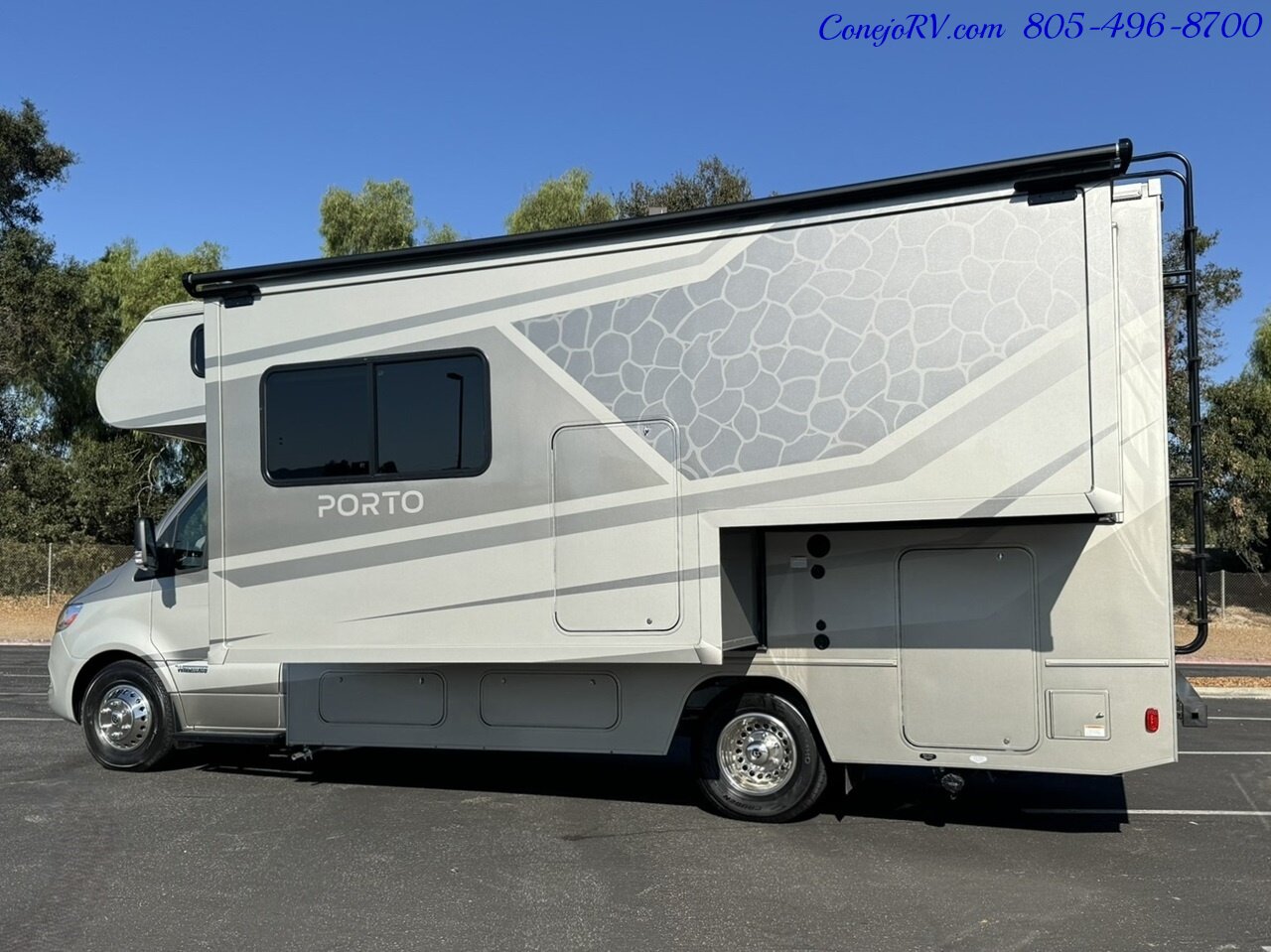 2025 Winnebago Porto 24P Full Wall Slide-Out Mercedes Turbo Diesel Full  Body Paint - Photo 2 - Thousand Oaks, CA 91360