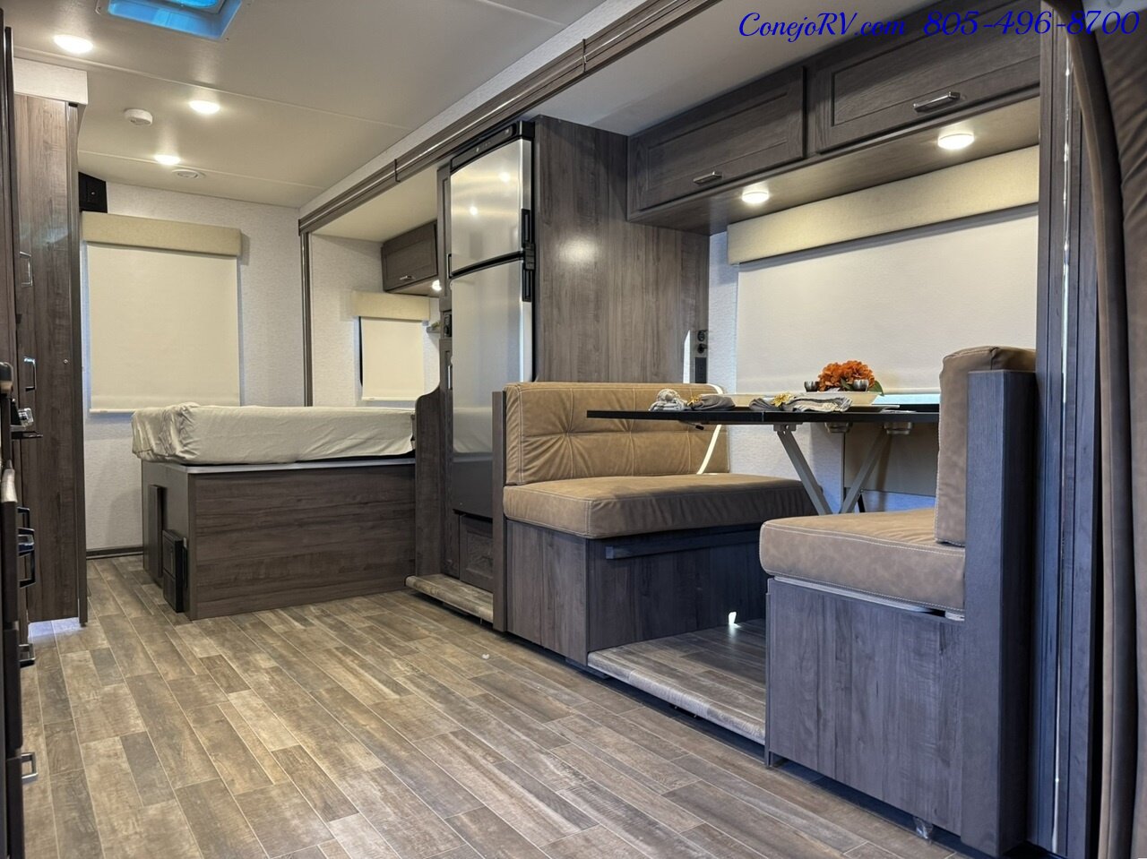 2025 Winnebago Porto 24P Full Wall Slide-Out Mercedes Turbo Diesel Full  Body Paint - Photo 6 - Thousand Oaks, CA 91360