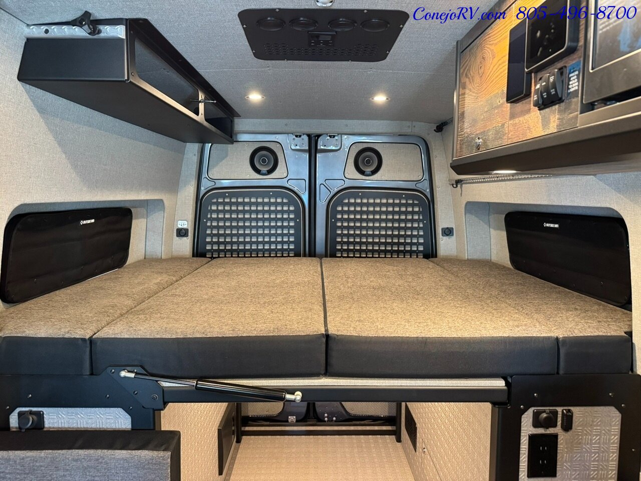 2025 Outside Van Syncline Mercedes 144 Turbo Diesel 1030AH Lithium AWD Adventure Van Custom Upgrades - Photo 26 - Thousand Oaks, CA 91360