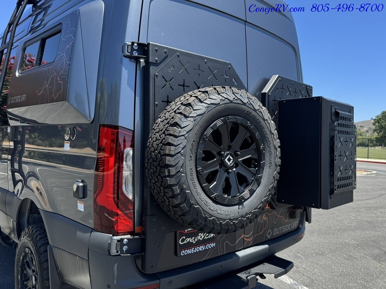 2025 Outside Van Syncline Mercedes 144 Turbo Diesel 1030AH Lithium AWD Adventure Van Custom Upgrades - Photo 51 - Thousand Oaks, CA 91360