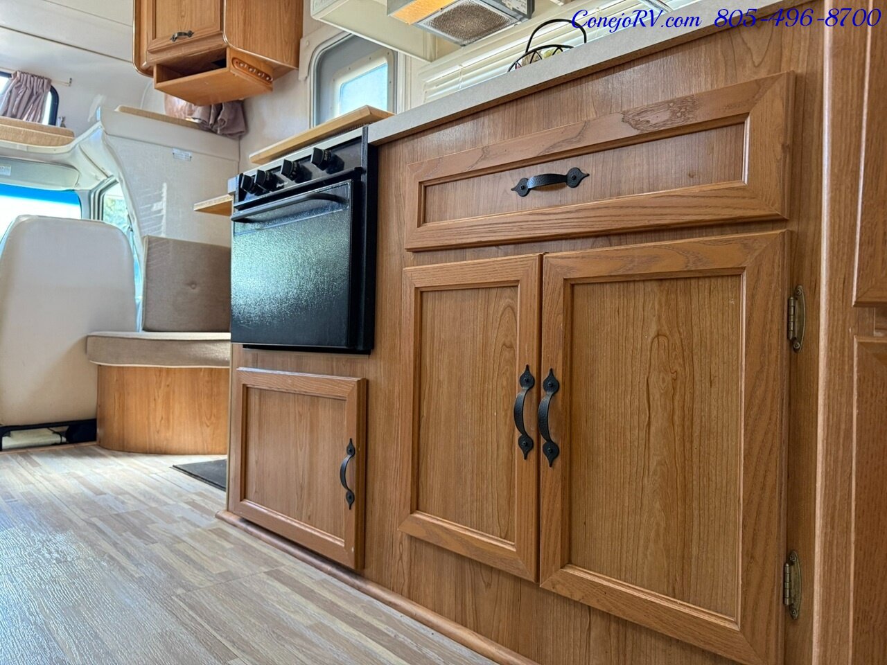 2001 Coachmen Catalina 210CB Cab Over Loft Bed 69K Miles - Photo 16 - Thousand Oaks, CA 91360